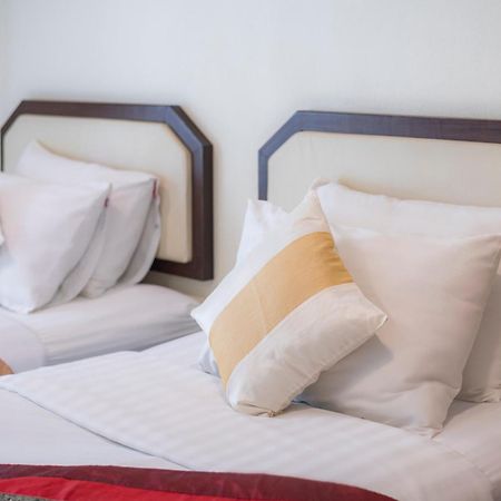 Hotel Manee Cool Mueang Chiang Mai Exterior foto