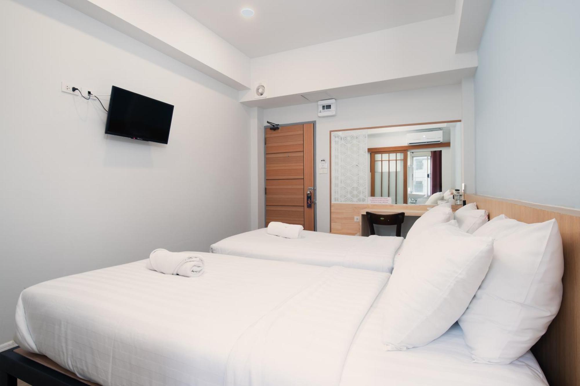 Hotel Manee Cool Mueang Chiang Mai Exterior foto
